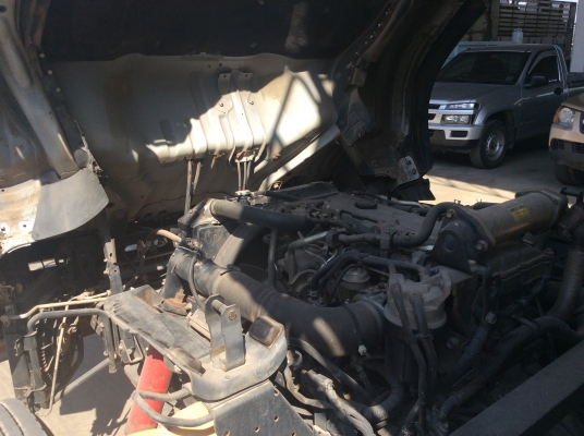 Isuzu NPR 150 แรงม้า 6 ล้อดั้ม ปี 54 ราคา 850,000 บาท