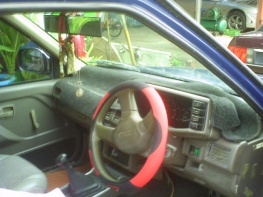 ขายอีซูสุแวนไทยรุ่งปลายปี93 5ประตู สภาพดีแค่90000/ทะเบียนกทม. ขายอีซูสุแวนไทยรุ่งปลายปี93 5ประตู สภาพดีแค่90000/ทะเบียนกทม.