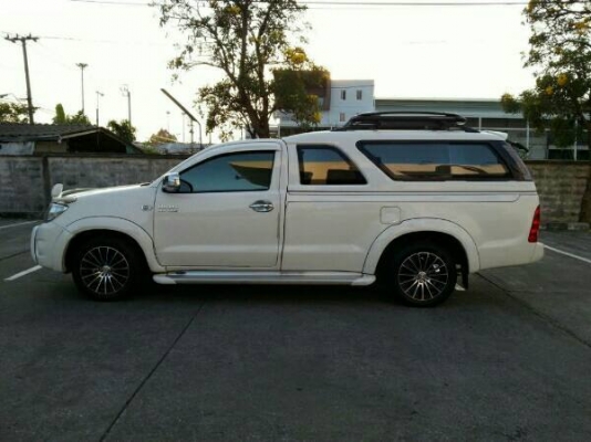 TOYOTA VIGO ปี10 SPORT VAN 2.7VVTI สวยมาก