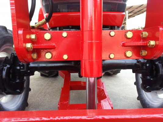 ยันร์ม่า EF453T 4WD ใบมีดดันหน้า ..พร่อมใช้งาน