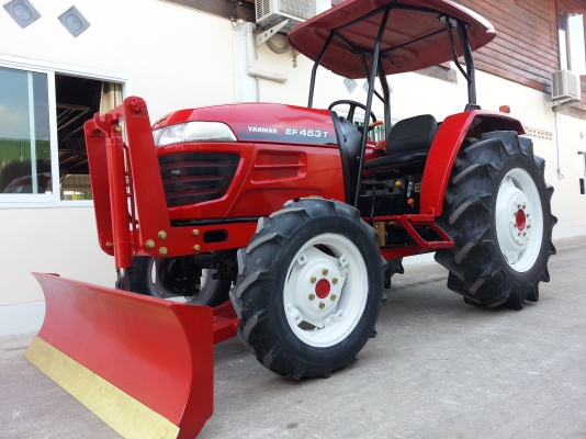 ยันร์ม่า EF453T 4WD ใบมีดดันหน้า ..พร่อมใช้งาน