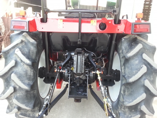 ยันร์ม่า EF453T 4WD ใบมีดดันหน้า ..พร่อมใช้งาน