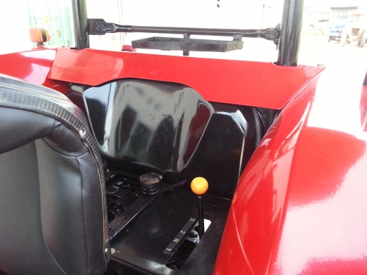 ยันร์ม่า EF453T 4WD ใบมีดดันหน้า ..พร่อมใช้งาน