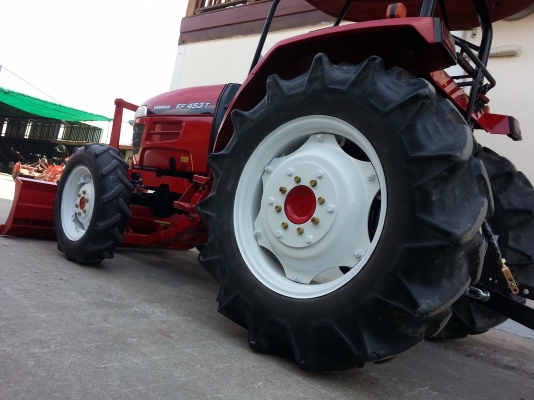 ยันร์ม่า EF453T 4WD ใบมีดดันหน้า ..พร่อมใช้งาน