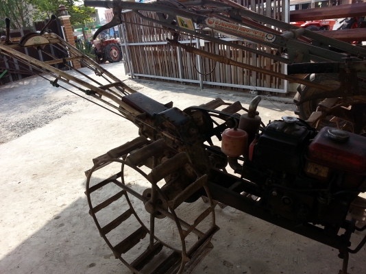 เครื่อง โครงรถไถหลายรายการครับ....เข้ามาชมกันครับ