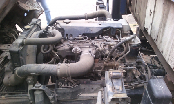 ขายด่วนรถ6ล้อNQRเครื่อง150เเรงปี48ยาว5.5เมตรรถสวยวิ่งน้อยเครื่องดีครัชชี