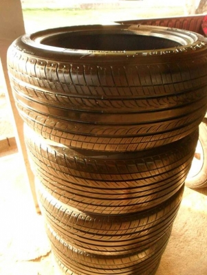 ยางขอบ17 ปี12(4เส้น2,400บ)-215/50 R17ดอกหนา