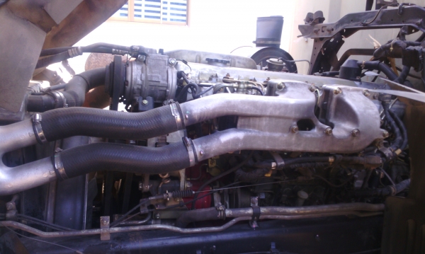 HINO MEGA 320 แรงม้า ไม่ดัมพ์ ปี49 มีระบบลากจูง