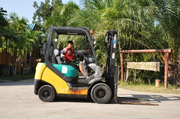 ขายFORKLIFT KOMATSU FG15-20 (1.5ตัน)สวยเดิมจากญี่ปุ่น ยังไม่เคยใช้ในไทย 139,000เท่านั้น!!