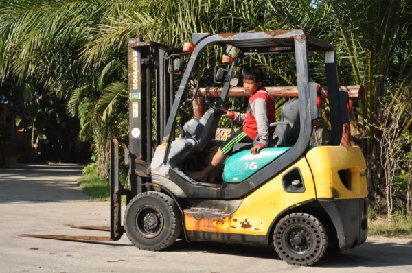 ขายFORKLIFT KOMATSU FG15-20 (1.5ตัน)สวยเดิมจากญี่ปุ่น ยังไม่เคยใช้ในไทย 139,000เท่านั้น!!