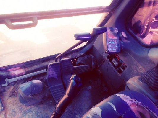 ***ขายแล้วครับขอบคุณ Truck2hand ขายแบคโฮ KOMATSU PC120-6 Japan Original S.No.46227ไฟฟ้าตัดมอเตอร์คันเร่ง เครื่องเดิม ปั้มเดิม เครื่องKOMATSU S4D95L-85HP 4สูบ เครื่องดี แรงดี แน่น ปั้มดี แรง ทำงานดี เร็ว คล่องตัว บูมอาร์มสวยไม่ปะไม่ดาม บุ้งกี๋ดียังหนา เอวด