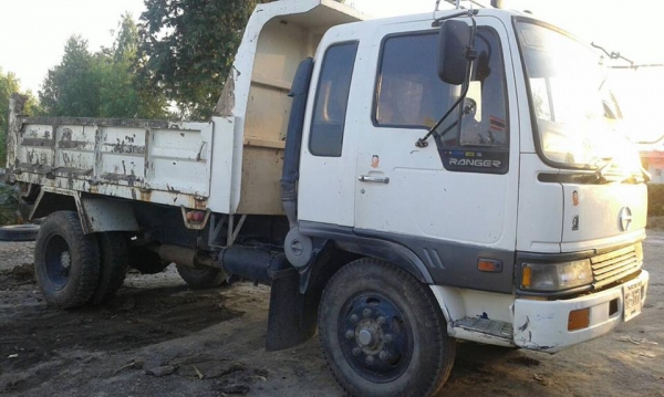 ***ขายแล้วครับขอบคุณ Truck2hand ขาย6ล้อใหญ่ดั้มดิน HINO KL300 หัวไฮเทค เครื่องHO7D-195แรง (ลงเล่มครบ) เครื่องดี แน่น แรงดี เกียร์ดีไม่หลุด ช่วงล่างใหญ่ คัสซีดีใหญ่ ไม่ปะไม่ดาม กระบะดั้มเหล็ก6ตัน3.80ม.ยิงหน้า สภาพดี พื้นดีข้างดีไม่ผุ ดั้มดีไม่ยุบ ดั้มยกได้