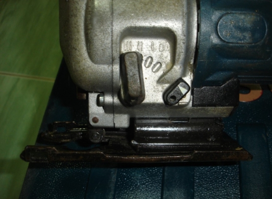 ขายเลื่อยจิ๊กซอว์ Bosch รุ่น GST 80 PBE