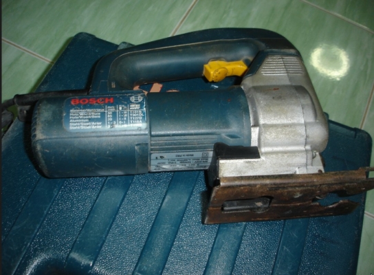 ขายเลื่อยจิ๊กซอว์ Bosch รุ่น GST 80 PBE