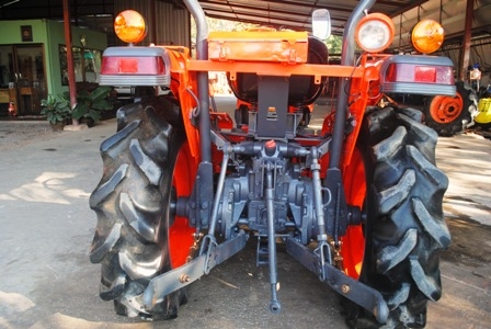 ขายรถไถ Kubota L 2808 (4WD) พร้อมผานพรวน รถพร้อมใช้งานครับ ขายรถไถ Kubota L 2808 (4WD) พร้อมผานพรวน รถพร้อมใช้งานครับ