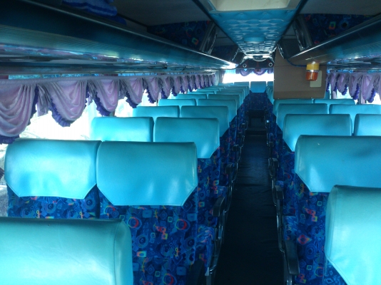 ขายรถทัวร์ VIP 8 ล้อ ครับ