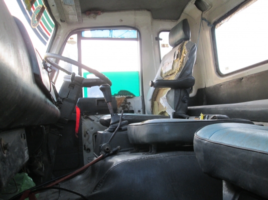 นิสสันUD-.CW430เครื่อง290-.2เพลาดั้มพนัส.แม่.ลูก.สภาพพร้อมใช้.มือ1ออกห้าง.ราคา.970,000