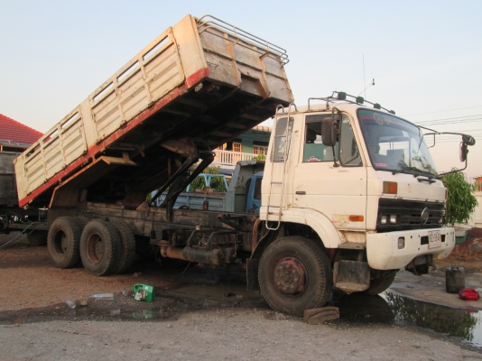 นิสสันUD-.CW430เครื่อง290-.2เพลาดั้มพนัส.แม่.ลูก.สภาพพร้อมใช้.มือ1ออกห้าง.ราคา.970,000