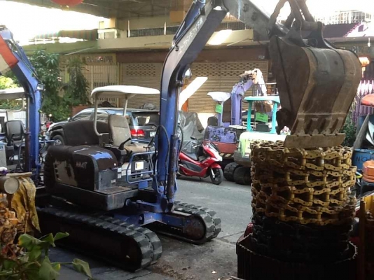 SALE___รถขุดมิตซู(CAT)MM40 T รถปี 1998 เครื่องอีซูซ S4L2 สภาพเยี่ยมจริงๆมาจากญี่ปุ่น รถใช้มา 2,158. ชั่วโมง