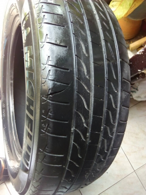 ขายยาง Michellen Primacy LC ขนาด 215/60 R16  ปี 46/12