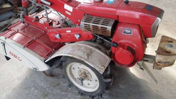 รถไถเดินตาม ROBIN ขนาด 7 แรง เก่าญี่ปุ่น สภาพพร้อมใช้งาน เครื่องยนต์แรงและติดง่าย คุณภาพดี รถไถเดินตาม ROBIN ขนาด 7 แรง เก่าญี่ปุ่น สภาพพร้อมใช้งาน เครื่องยนต์แรงและติดง่าย คุณภาพดี