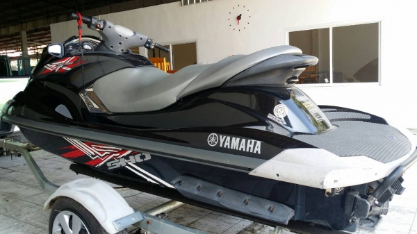 ขายเจ็ทสกี yamaha FX 1800 ซุปเปอร์ชาร์จ สภาพใหม่มากๆ