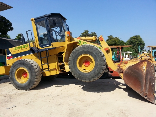 ราคาพิเศษ รถตัก Komatsu wa300-1 สวยๆ นำเข้ามาถึงไทยแล้วครับ พร้อมใช้งาน 090-986-2521 อ๊อบ