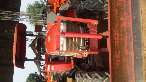 รถไถยันม้าEF453Tมีไบมีดและลอตาลี้ขายในราคาไม้แพงครับราคาต่อรองได้นะครับ