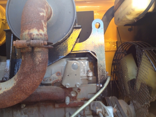 ราคาพิเศษ รถตัก TCM L27 มาถึงไทยแล้ว สภาพ 99.99\% ยางใหม่ 4เส้น พร้อมลุยงาน 090-986-2521 อ๊อบ