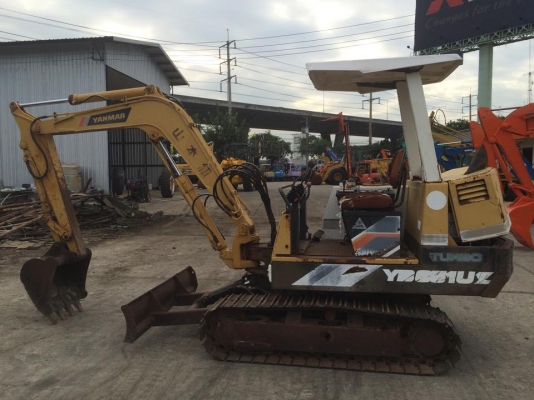 รถขุด YANMAR