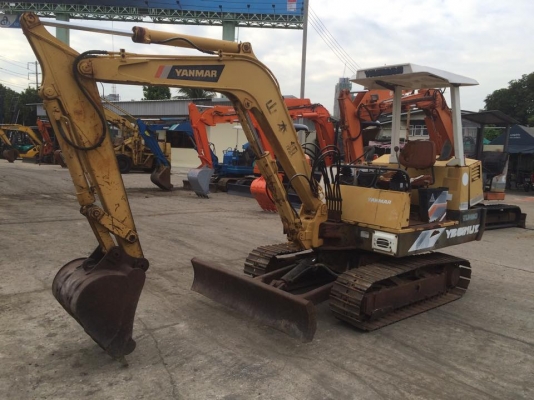 รถขุด YANMAR