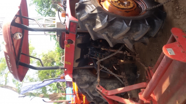 รถไถยันม้าEF453Tมีไบมีดและลอตาลี้ขายในราคาไม้แพงครับราคาต่อรองได้นะครับ