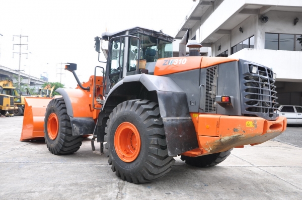 HITACHI  ZW 310  SN  00387