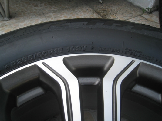 ขายล้อแม็กพร้อมยางถอดป้ายแดง toyota fortuner trd5 18"