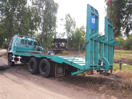 รถอีซู 10 ล้อ รถ 195 แรง หางปลาโด  ปี 40ยาว 7.50 ม