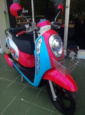 All New Honda Scoopy i (ล้อแม็กซ์) ลาย VIVIC ME เครื่องเดิมๆ แต่งสวยเท่ห์แค่ภายนอก