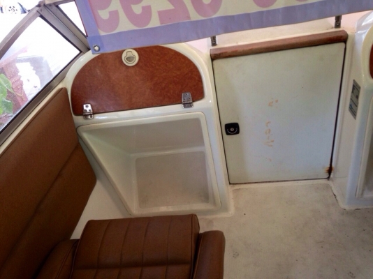 ขายเรือด่วนเครื่อง mercury 60  สภาพใหม่ลงน้ำไม่ถึง10ครั้ง