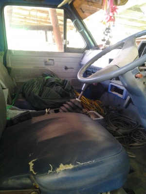 ขายรถ 6 ล้อ / ISUZU NPR 115 แรง / F หน้า F หลัง