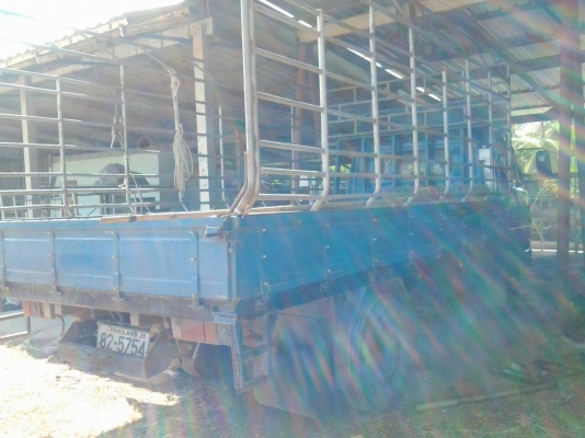 ขายรถ 6 ล้อ / ISUZU NPR 115 แรง / F หน้า F หลัง