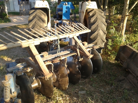 ขายรถไถ  ford 6600 เครื่อง  t6