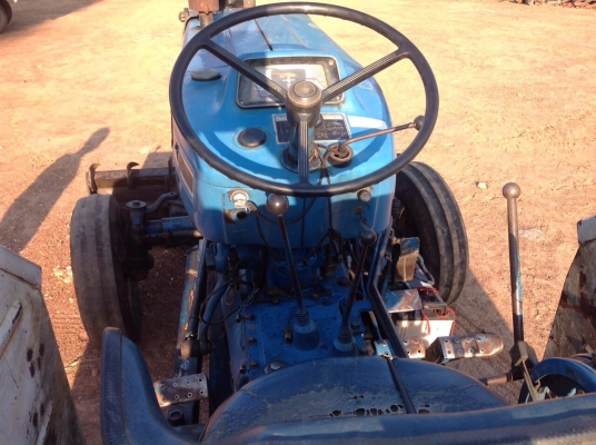 แทรกเตอร์ฟอร์ด 6610 สื้อเรียบ สภาพดี