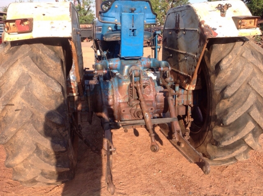 แทรกเตอร์ฟอร์ด 6610 สื้อเรียบ สภาพดี