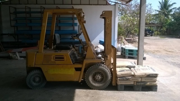 ขายรถฟอร์คลิฟพร้อมใช้ KOMATSU รุ่น FG20-7 ขนาด 2 ตัน รถใช้งานอยู่ทุกวัน ราคาต่อรองได้ครับ ขายรถฟอร์คลิฟพร้อมใช้ KOMATSU รุ่น FG20-7 ขนาด 2 ตัน รถใช้งานอยู่ทุกวัน ราคาต่อรองได้ครับ