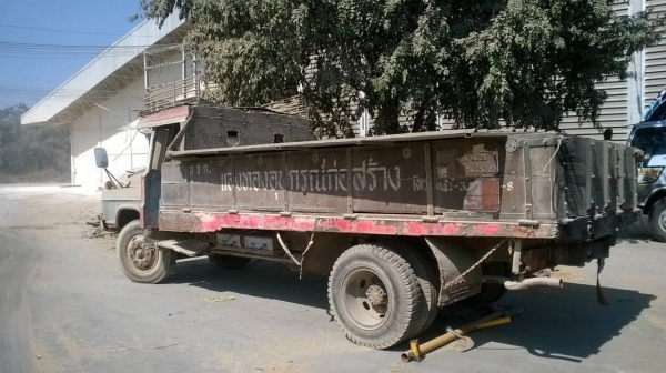 ขาย 6 ล้อหัวยาว เครื่อง DA120 คัสซีสวยตลอดเส้น ยางเต็ม ทะเบียนพร้อมโอน ราคาต่อรองได้ครับ