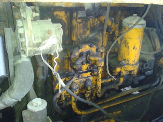 CAT 922 รถตักล้อยางสภาพดีพร้อมทำงานได้เลยครับ เครื่องเดิมปั๊มเดิมๆทำงานได้เร็วคล่องตัวดี ระบบเกียร์เข้าง่ายไม่มีหลุด ช่วงล่างแน่นดีมากครับ ยางสภาพดีประมาณ 60\% พร้อมใช้งาน เอกสารสัญญาซื้อขาย ราคาต่อรองได้ครับ CAT 922 รถตักล้อยางสภาพดีพร้อมทำงานได้เลยครับ เครื่องเดิมปั๊มเดิมๆทำงานได้เร็วคล่องตัวดี ระบบเกียร์เข้าง่ายไม่มีหลุด ช่วงล่างแน่นดีมากครับ ยางสภาพดีประมาณ 60\% พร้อมใช้งาน เอกสารสัญญาซื้อขาย ราคาต่อรองได้ครับ