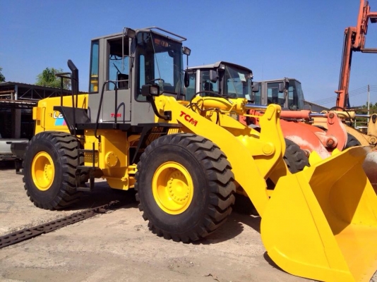 รถตักล้อยาง TCM L27