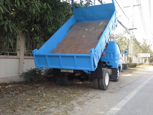 ( คุณ นุจนาจ   จาก กทม. มัดจำกลางอากาศแล้วคับ) 6ล้อดั้มTL เครื่อง,เกียร์4JB 88แรง ลงเล่ม สภาพสวยเดิม พร้อมใ้ช