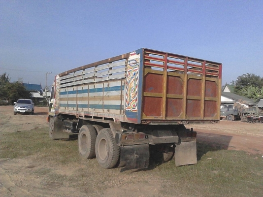 ขายรถสิ้บล้อFN527TDเครื่องเดิมเกียรเดิมหัวบางสวยพร้อมทำงาน ขายรถสิ้บล้อFN527TDเครื่องเดิมเกียรเดิมหัวบางสวยพร้อมทำงาน