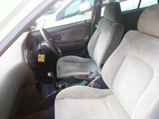 e-car ปี 95 เครื่อง 1,500 เกียร์ออโต้ ติดแก๊ส เครื่องดี เกียร์ดี ช่วงล่างโอเค แอร์หนาวมาก ภายในเรียบร้อย เซ็นทรัลล็อค ล้อแม็กซ์ ขับสบาย ประหยัดสุดๆ สีมีตำหนิกันชนหน้าหลังนิดหน่อย นอกนั้นสวย หลังคาสวยๆ