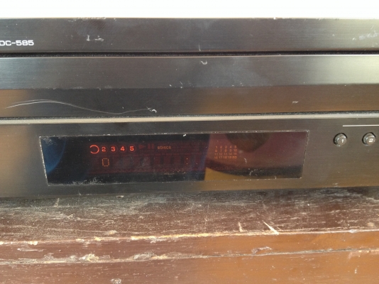 ขายเครื่องเล่น cd yamaha cdc585 ขายเครื่องเล่น cd yamaha cdc585